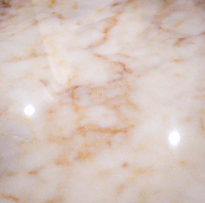Malimbo dining table