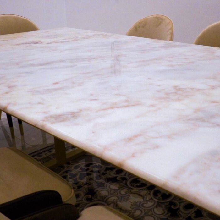 Malimbo dining table